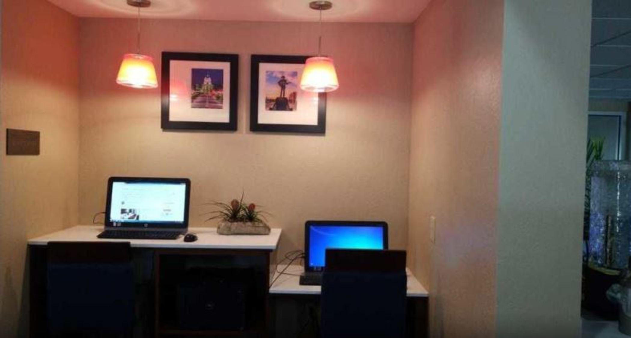 Comfort Inn & Suites Montgomery East Carmichael Rd מראה חיצוני תמונה