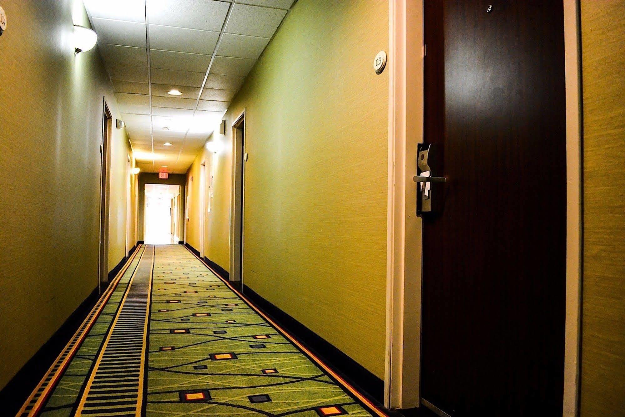 Comfort Inn & Suites Montgomery East Carmichael Rd מראה חיצוני תמונה